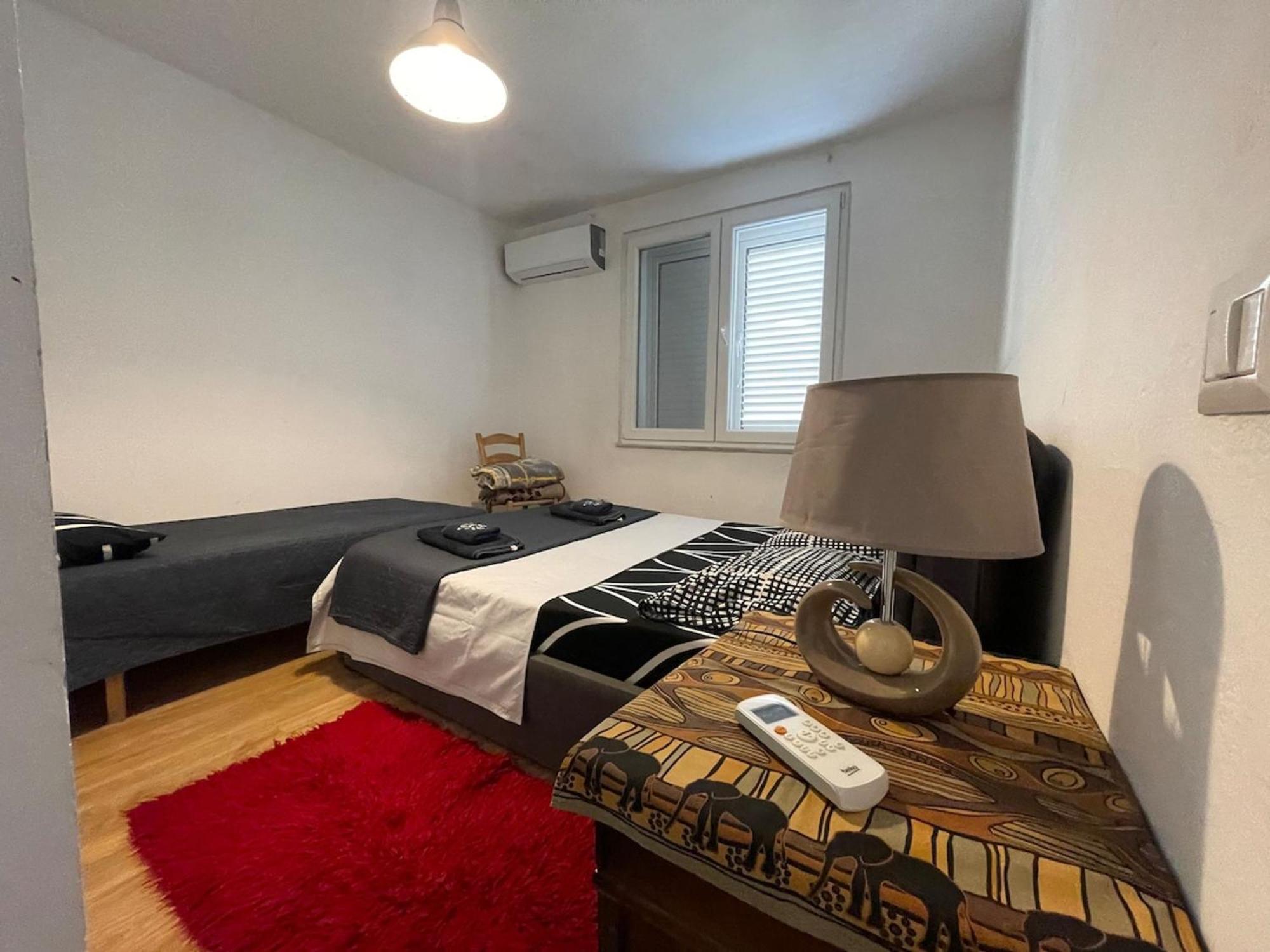 Apartamento Enjoy Travel Central Tirana App1